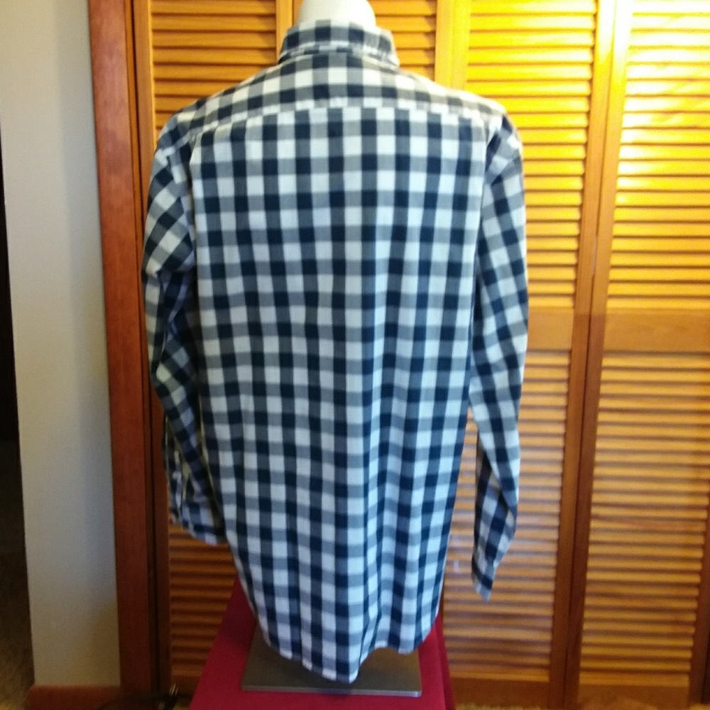 L.L. Bean  Men's Long Sleeve Large Casual Shirt - Picture 2 of 5
